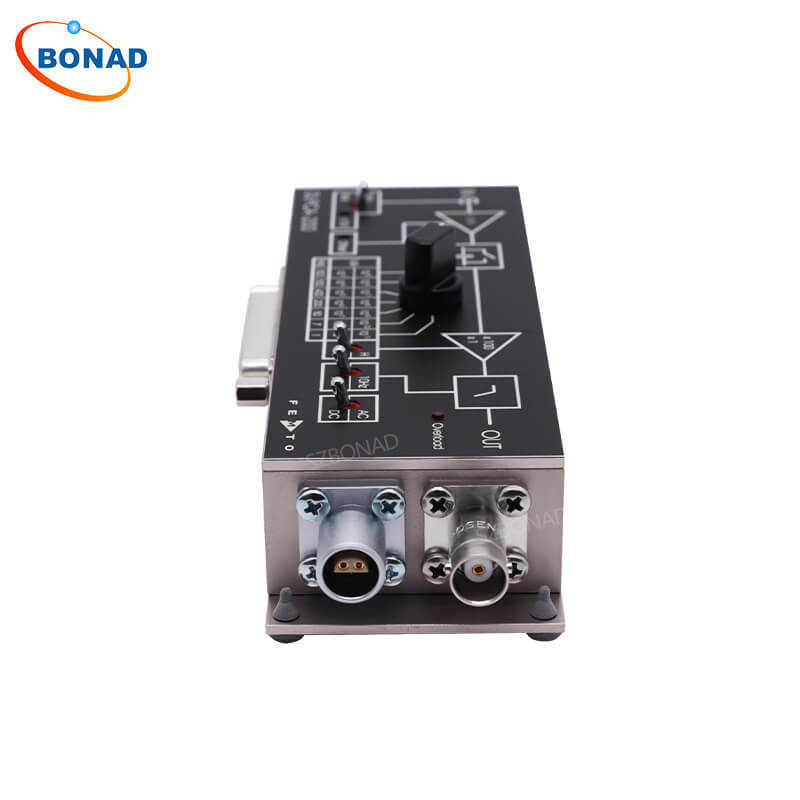 DLPCA-200可變增益(yi)電(dian)流放大(da)器